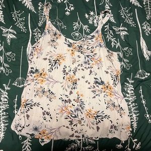 Maurice's 2X Women's Floral Top With Buttons